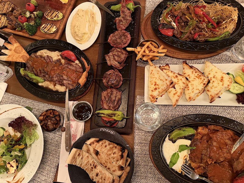 Mivan Restaurant Cafe