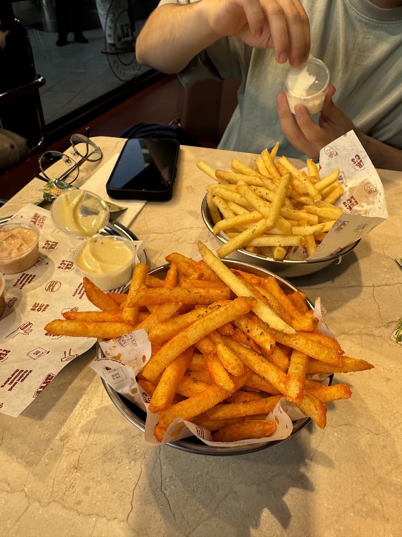 Perlo's Burger&More Ataşehir (Est.2021)